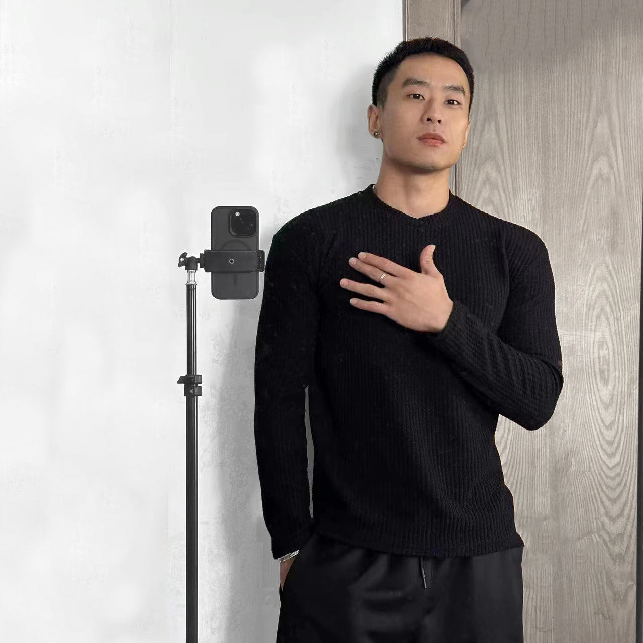 Fashionable High-Elasticity Fitness Long Sleeve T-Shirt, Round Neck Versatile Slim Fit Knitted Men's Workout Base Layer